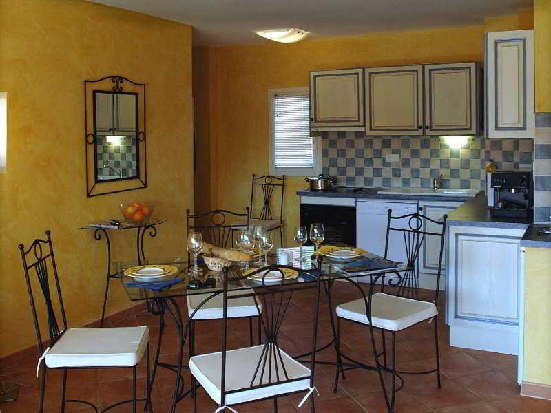 Residence Odalys La Licorne De Haute Provence Греу-ле-Бэн Экстерьер фото